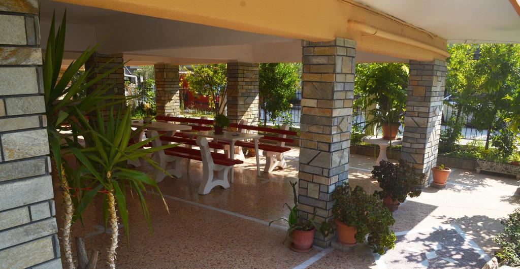 Apartments Dimitra Paralia Dionysiou Exterior foto