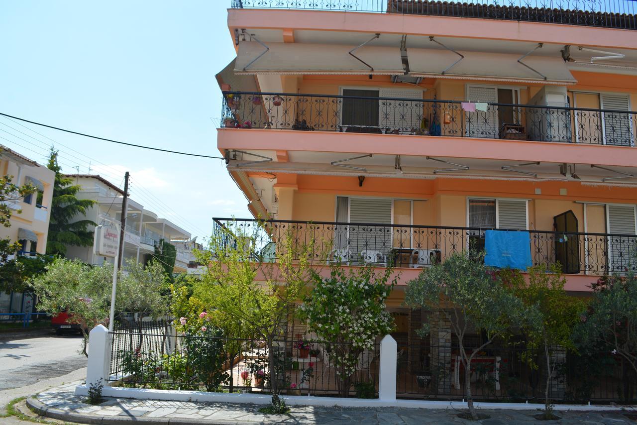 Apartments Dimitra Paralia Dionysiou Exterior foto