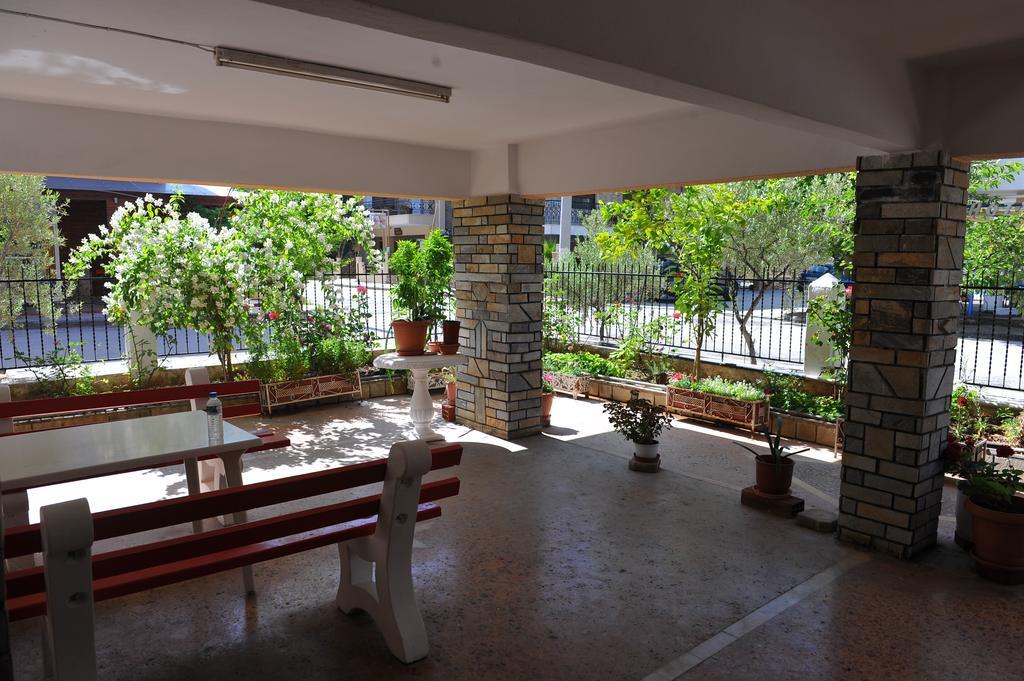 Apartments Dimitra Paralia Dionysiou Exterior foto