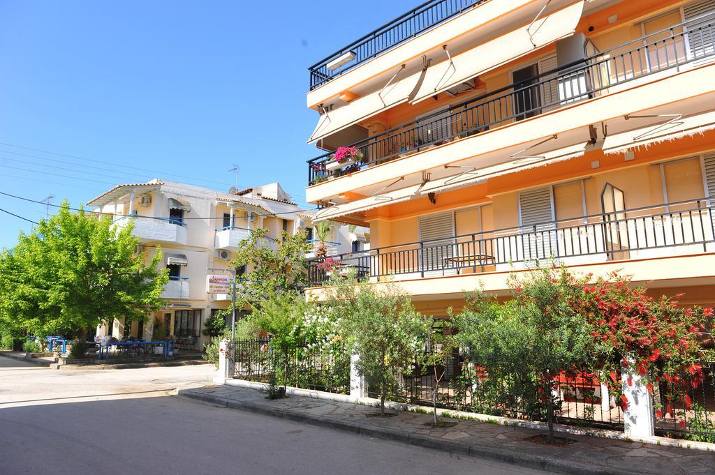 Apartments Dimitra Paralia Dionysiou Exterior foto