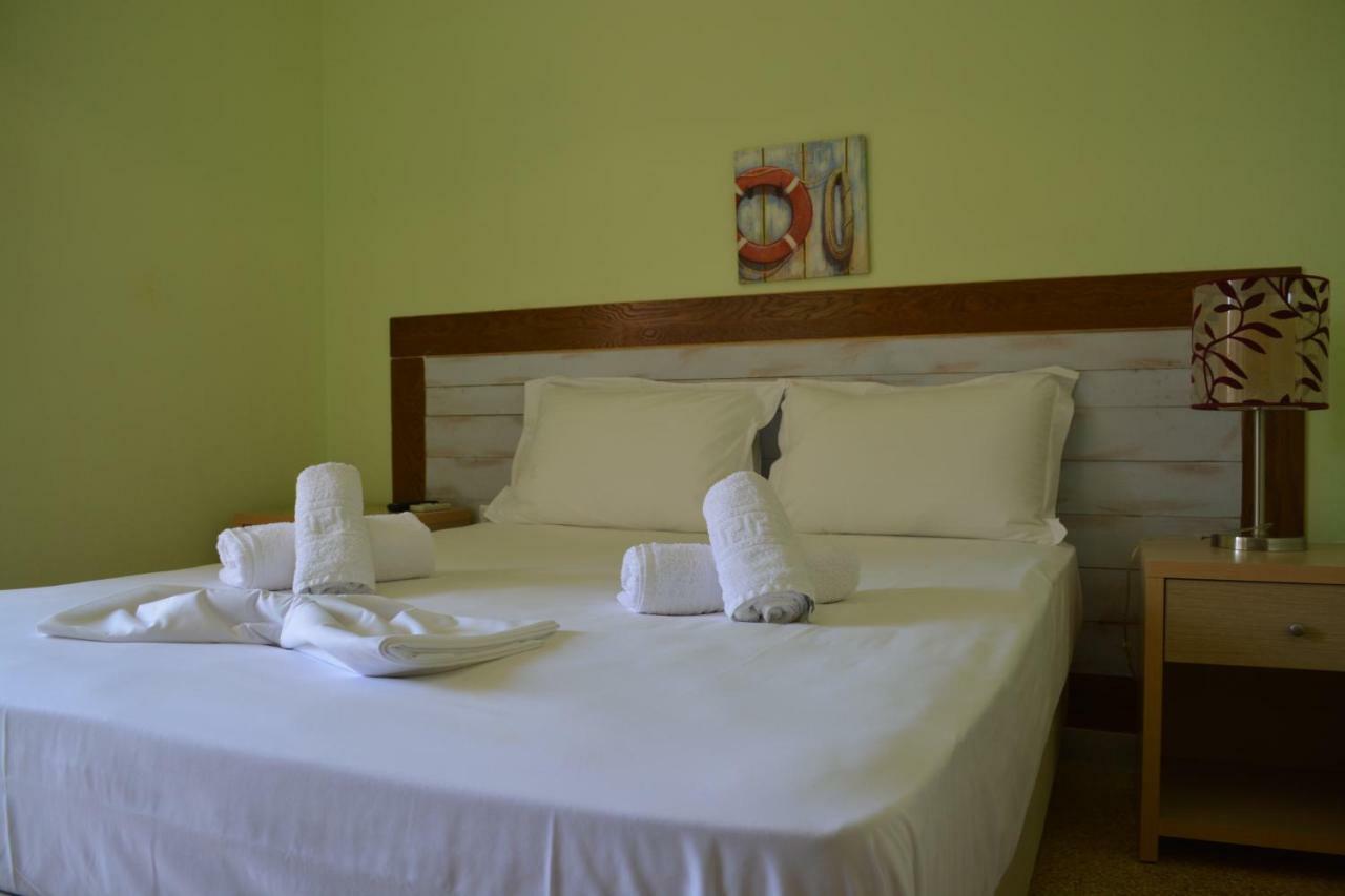 Apartments Dimitra Paralia Dionysiou Exterior foto